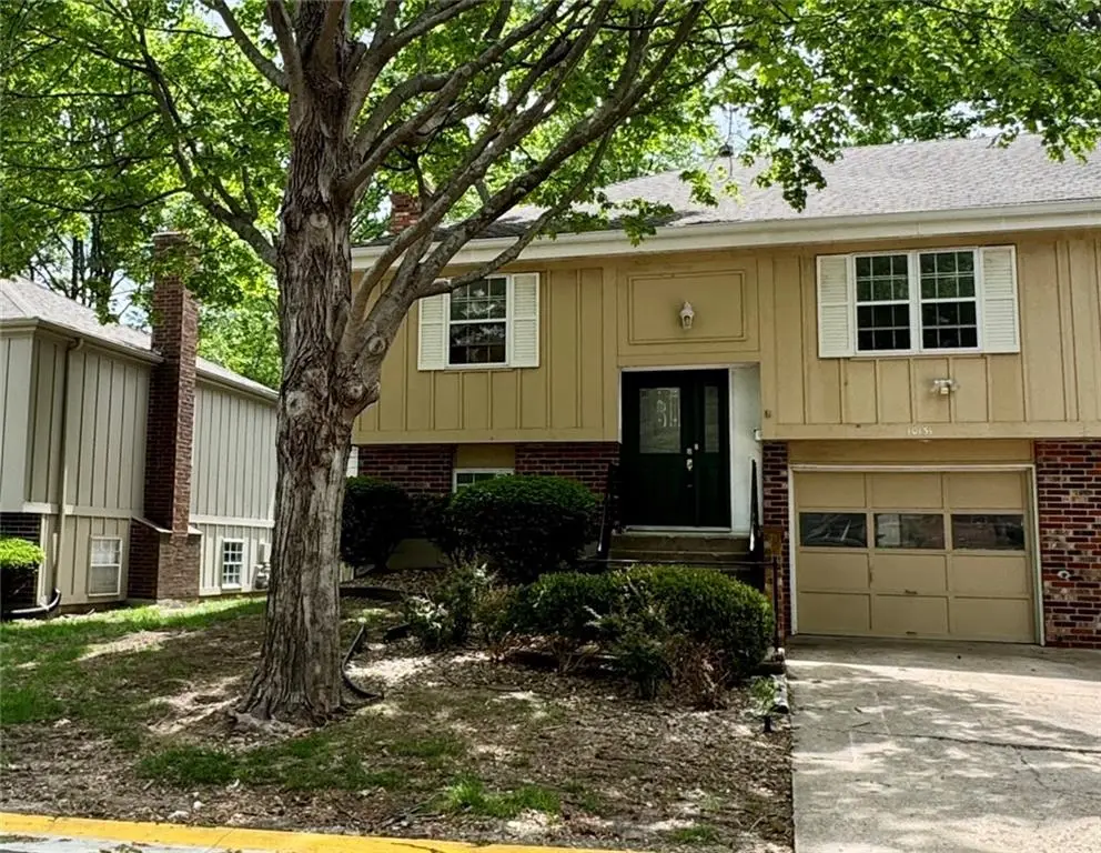 10151 W 96th Terrace, Overland Park, KS 66212 - #1