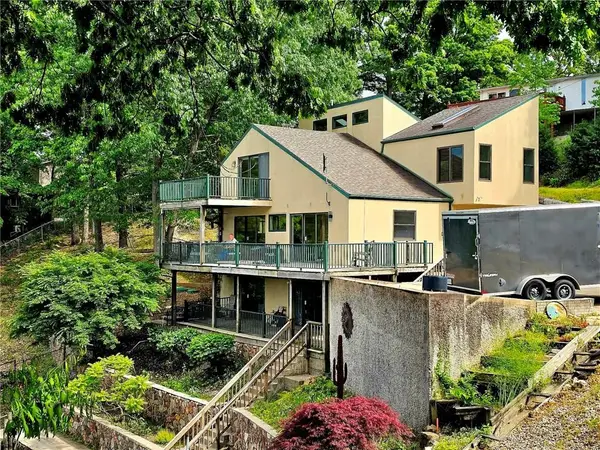 Address Withheld By Seller, Sunrise Beach, MO 65079