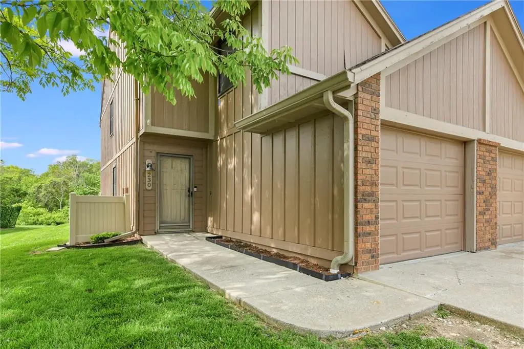 230 SW Pinetree Lane, Lees Summit, MO 64063 - #1