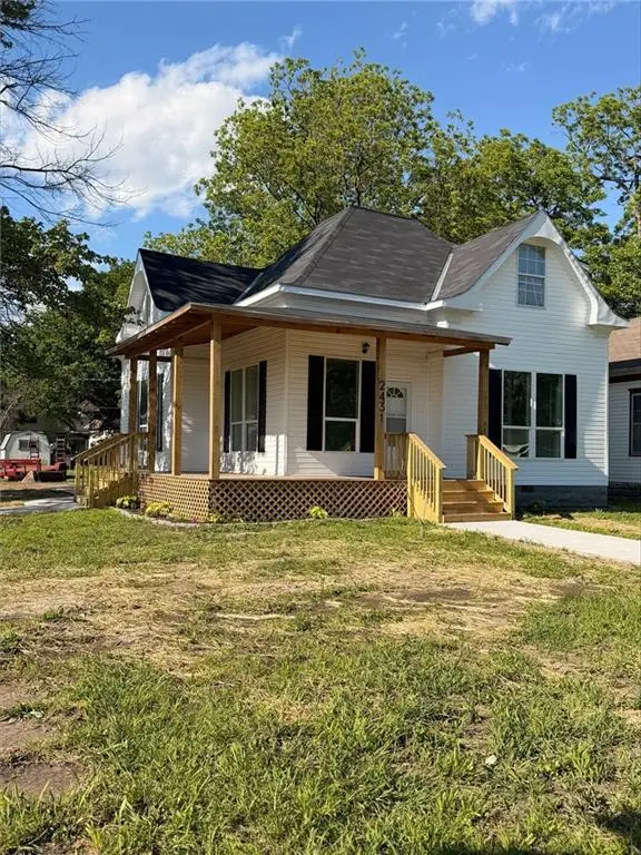 2431 Washington Avenue, Parsons, KS 67357