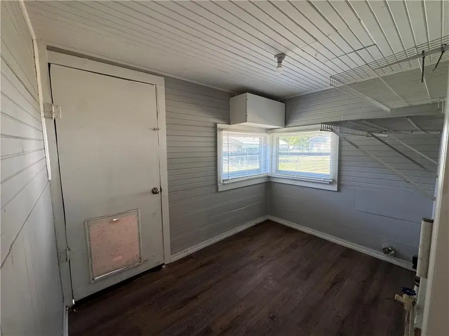 406 S Joplin Street, Pittsburg, KS 66762 - #3