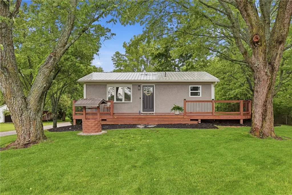 27725 W 207th Street, Gardner, KS 66030 - #1