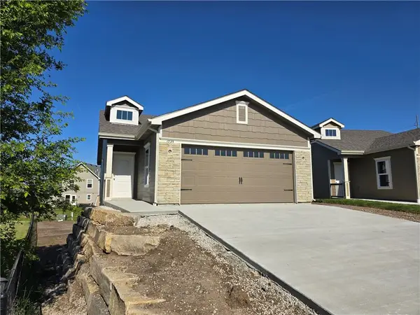 1725 Elderberry Lane, Ottawa, KS 66067