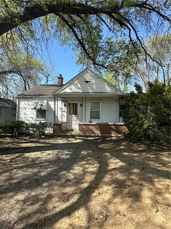 837 Spring Street, Atchison, KS 66002 - #1