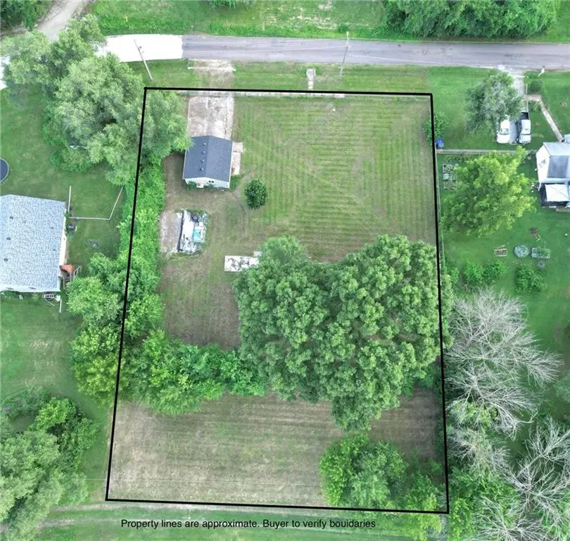 523 Howard Street E, Sedalia, MO 65301 - #2