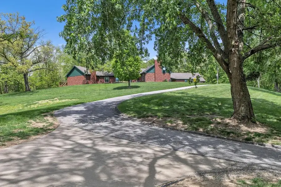 501 SE Mount Zion Road, Saint Joseph, MO 64504 - #3