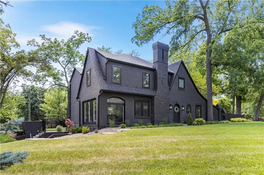 5500 Mission Road, Mission, KS 66205 - #2