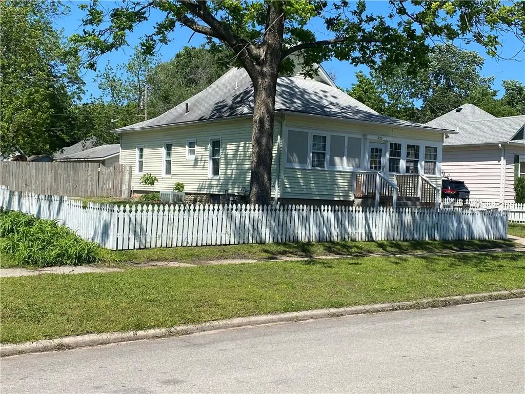 520 W Martin Street, Pittsburg, KS 66762 - #1