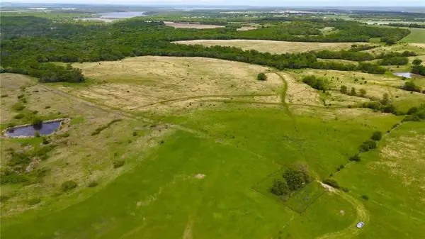 240 Acres M/L N 750 Road, Overbrook, KS 66524