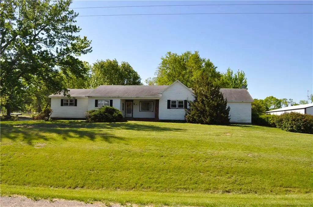 214 N Young Avenue, King City, MO 64463 - #1