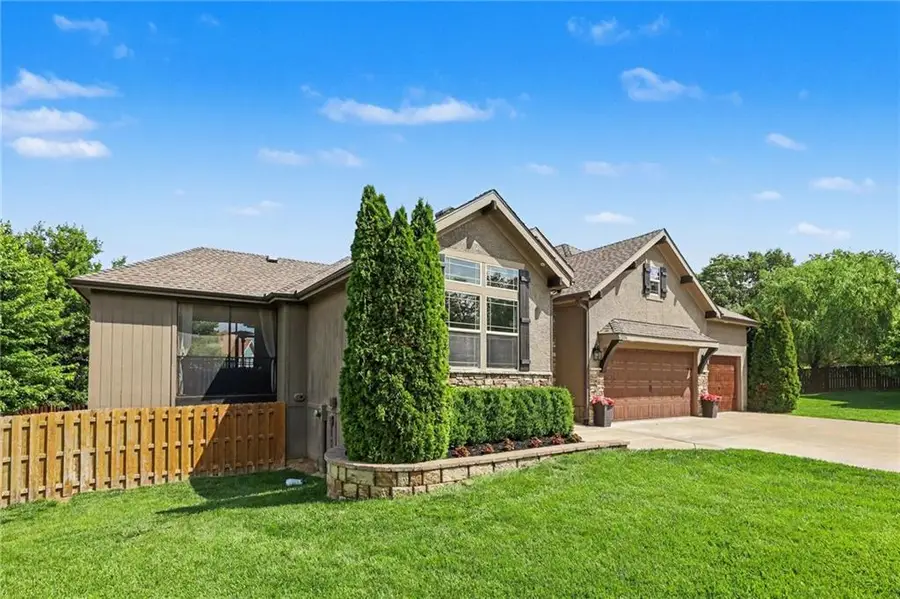 4506 Prestwick Court, Kansas City, KS 66109 - #2
