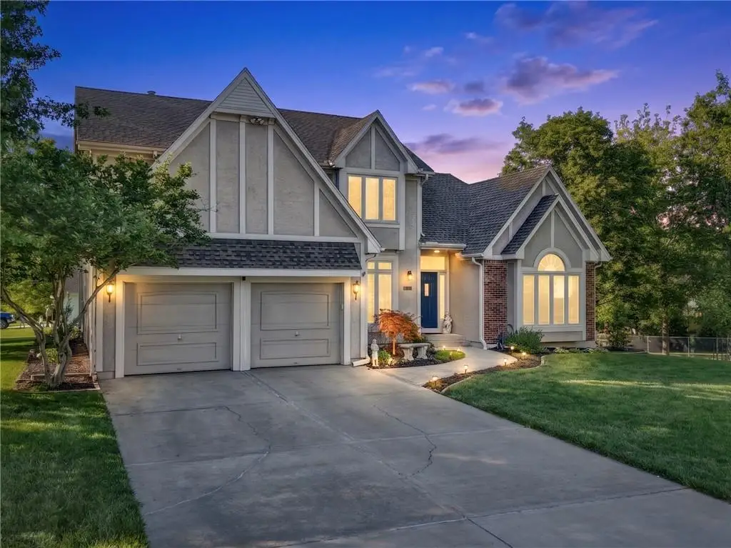 602 Ridgewood Drive, Raymore, MO 64083 - #1