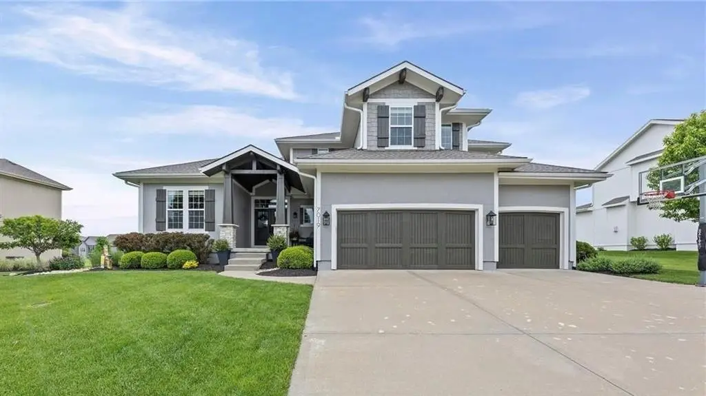 7019 Apache Drive, Shawnee, KS 66226 - #1