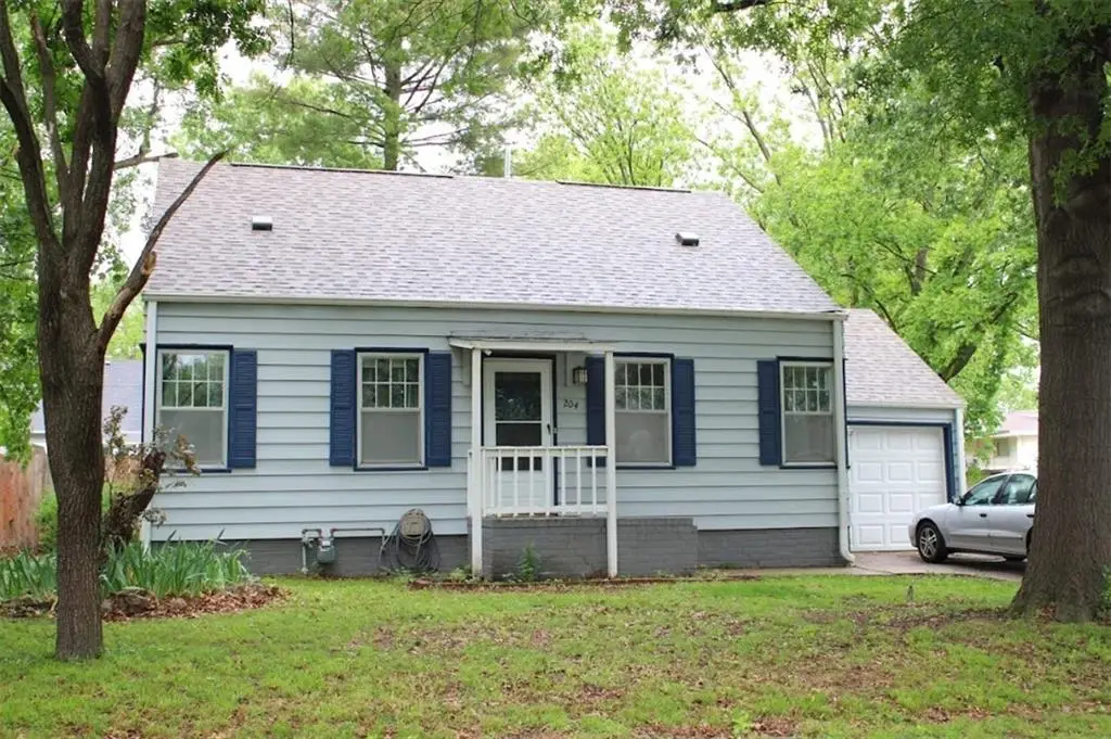 204 W Kansas Street, Pittsburg, KS 66762 - #1