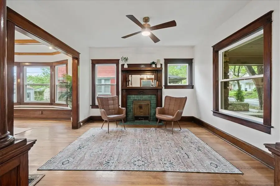 4125 Terrace Street, Kansas City, MO 64111 - #3