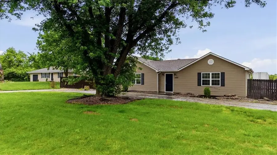 2440 Lowenstein Drive, Lees Summit, MO 64081 - #3