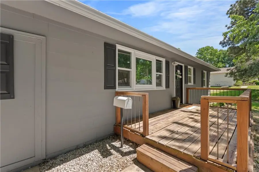 1415 N High Street, Independence, MO 64050 - #3