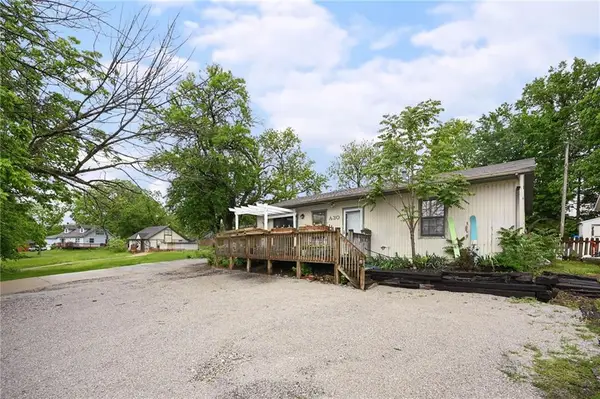 30 A Street, Lake Lotawana, MO 64086
