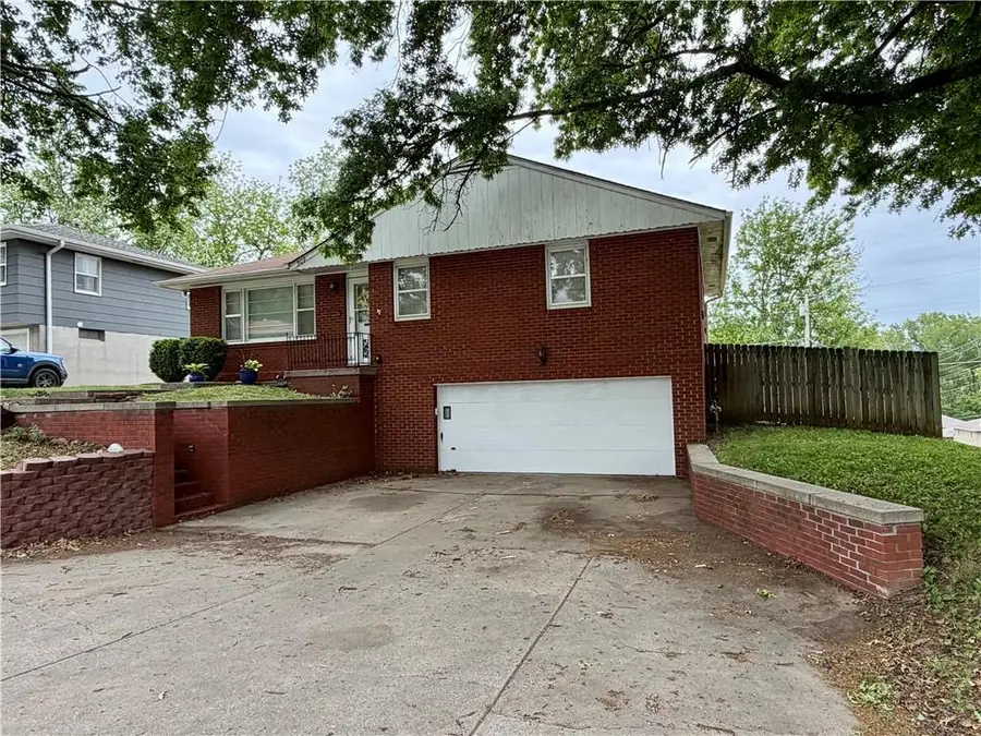 509 Payne Terrace, Saint Joseph, MO 64506 - #3