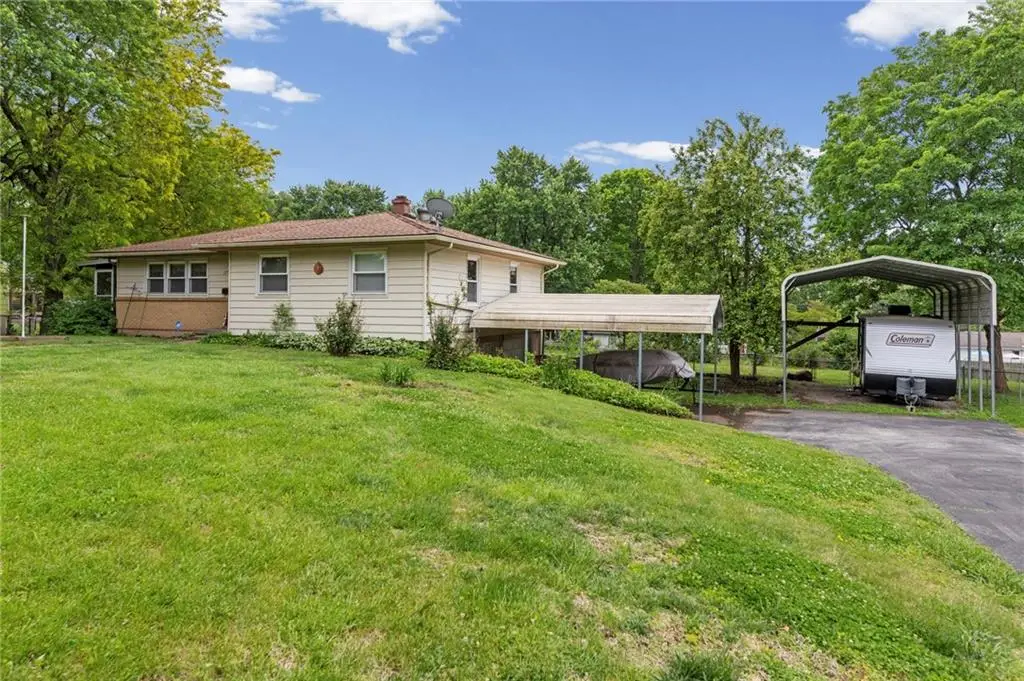 12409 E 54th Street, Kansas City, MO 64133 - #1