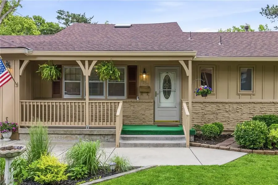 9335 Craig Drive, Overland Park, KS 66212 - #3