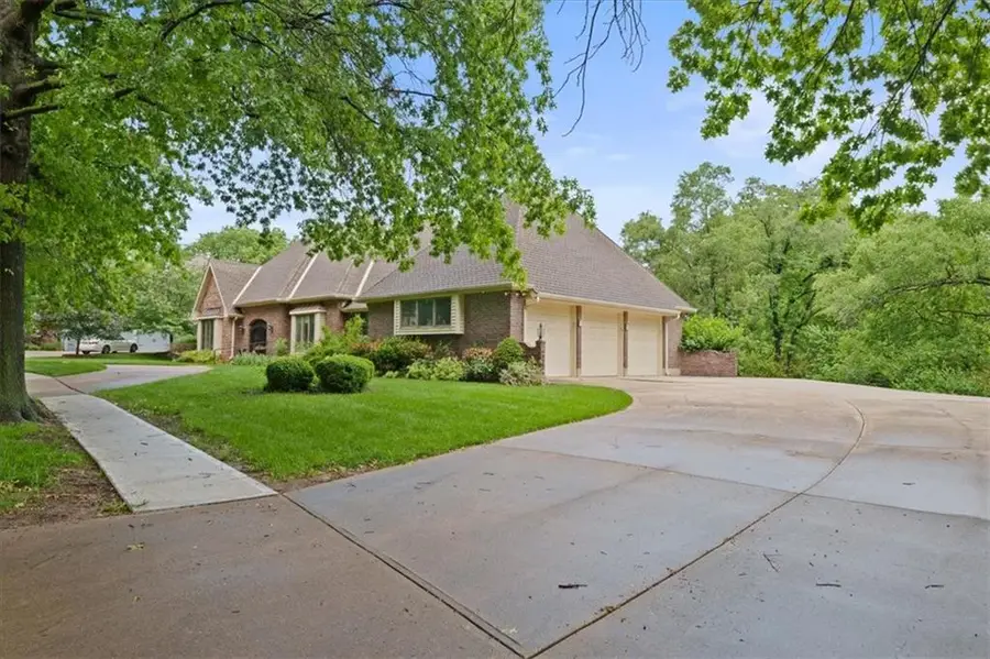 8214 W 99th Street, Overland Park, KS 66212 - #2