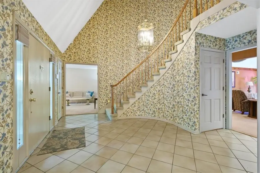 8214 W 99th Street, Overland Park, KS 66212 - #3