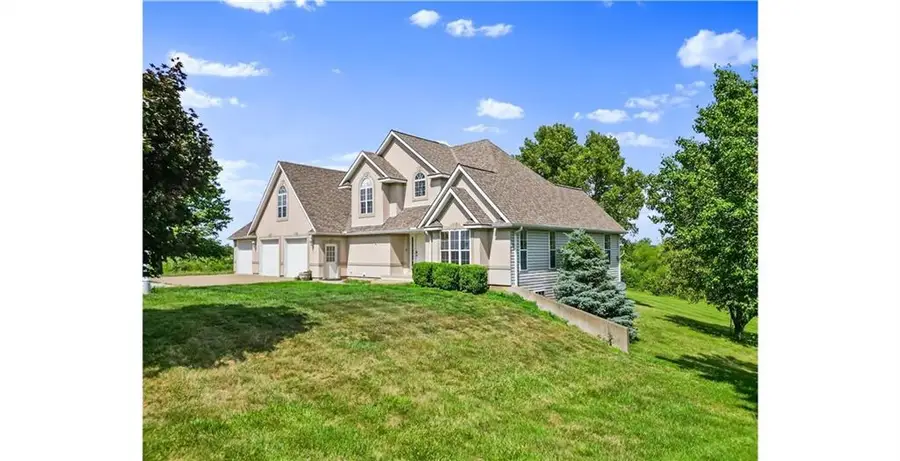 8747 Southpoint Drive, Richmond, MO 64085 - #3