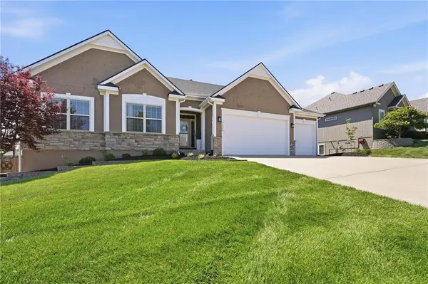 9308 N Bellview Avenue, Kansas City, MO 64155