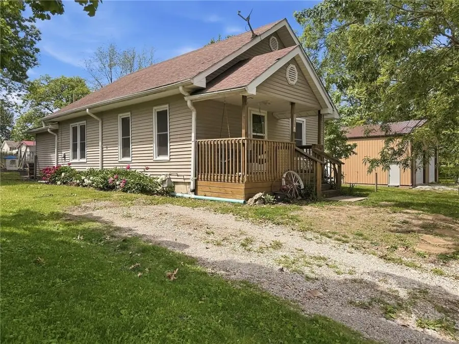 1416 Alexander Street, Chillicothe, MO 64601 - #3