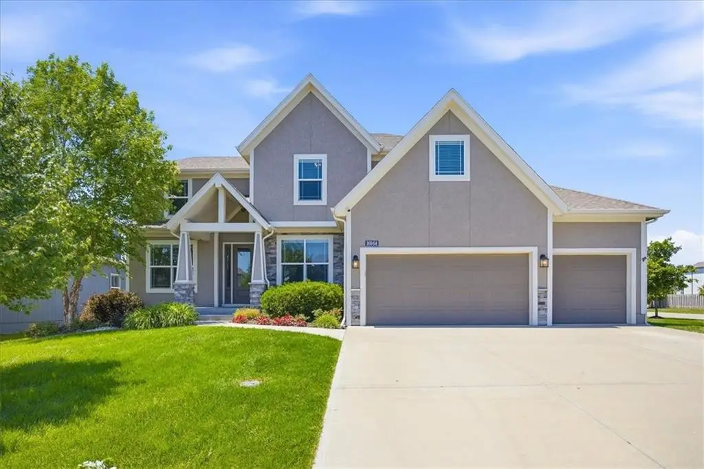 16964 S Hunter Street, Olathe, KS 66062 - #1
