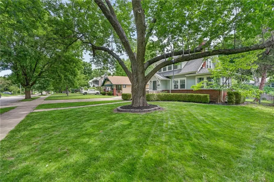 7419 Jarboe Street, Kansas City, MO 64114 - #3