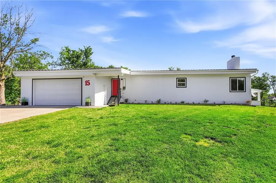 15 NE Johnson Street, Lees Summit, MO 64063 - #2