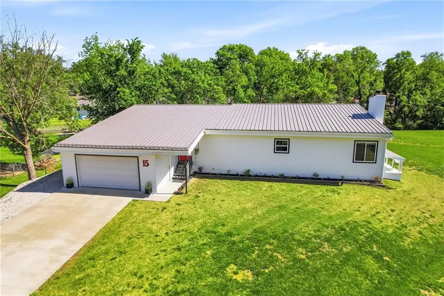 15 NE Johnson Street, Lees Summit, MO 64063 - #3