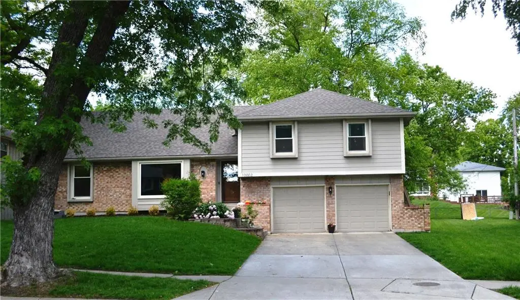 10002 W 98th Terrace, Overland Park, KS 66212 - #1