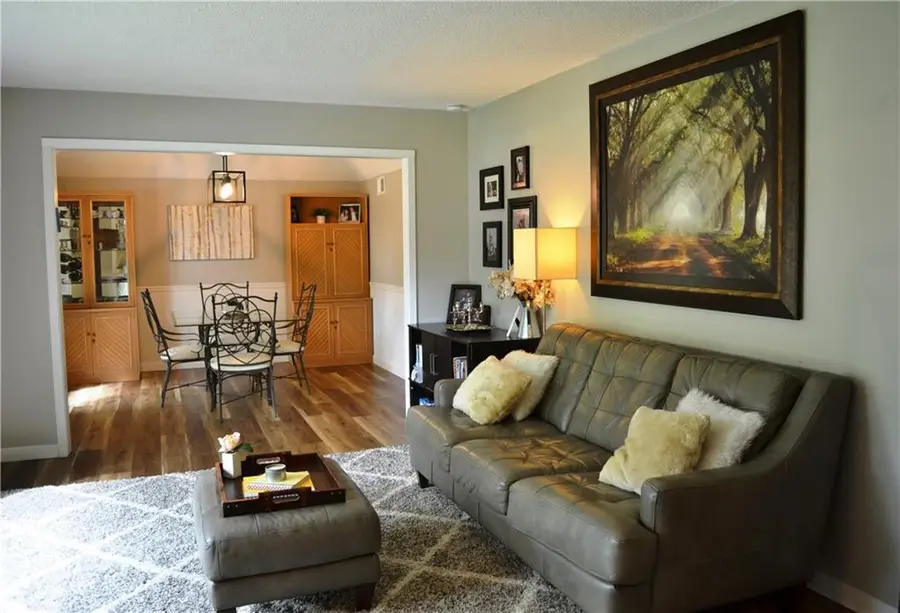 10002 W 98th Terrace, Overland Park, KS 66212 - #2