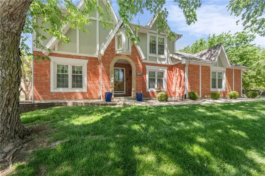 7648 N Lucerne Court, Kansas City, MO 64151 - #2