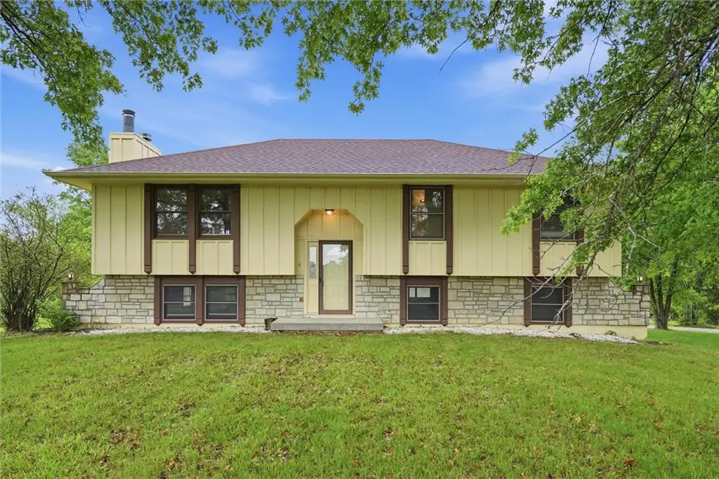 14280 170th Street, Bonner Springs, KS 66012 - #1