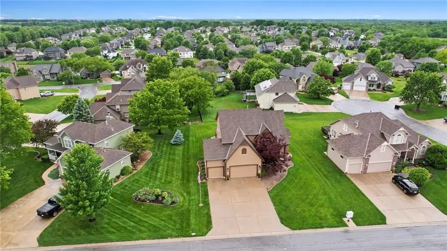 2724 SW Monarch Drive, Lees Summit, MO 64082 - #2