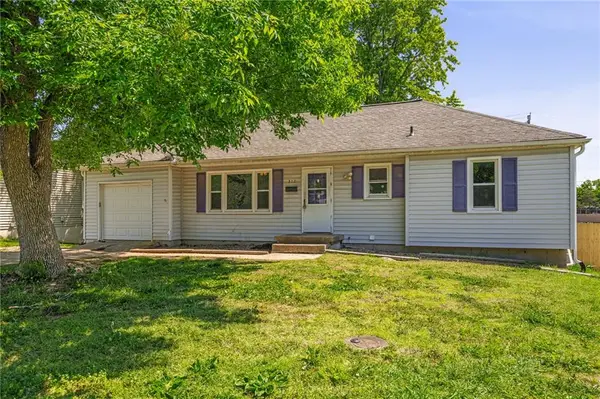 312 S Chester Terrace, Olathe, KS 66061