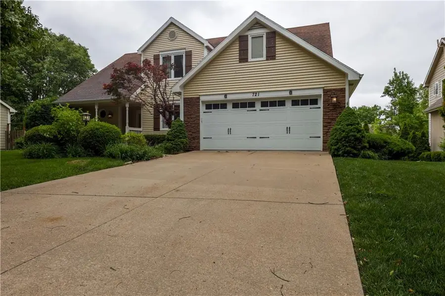 721 Eldridge Street, Lawrence, KS 66049 - #3