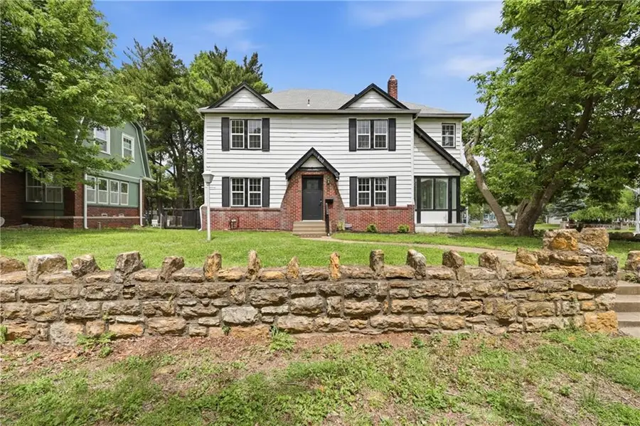 800 Valentine Road, Kansas City, MO 64111 - #2