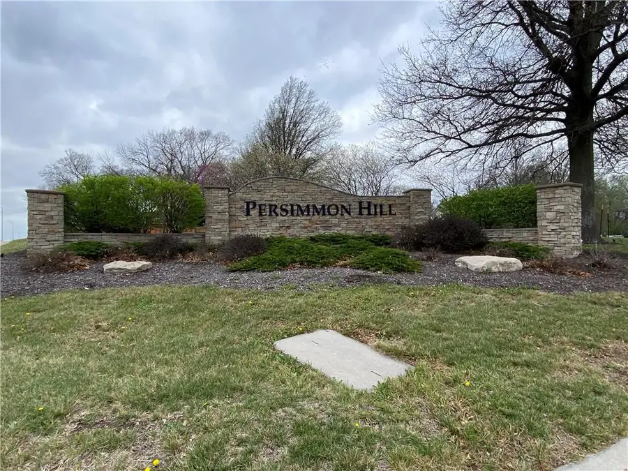 400 N Persimmon Drive, Olathe, KS 66061 - #2