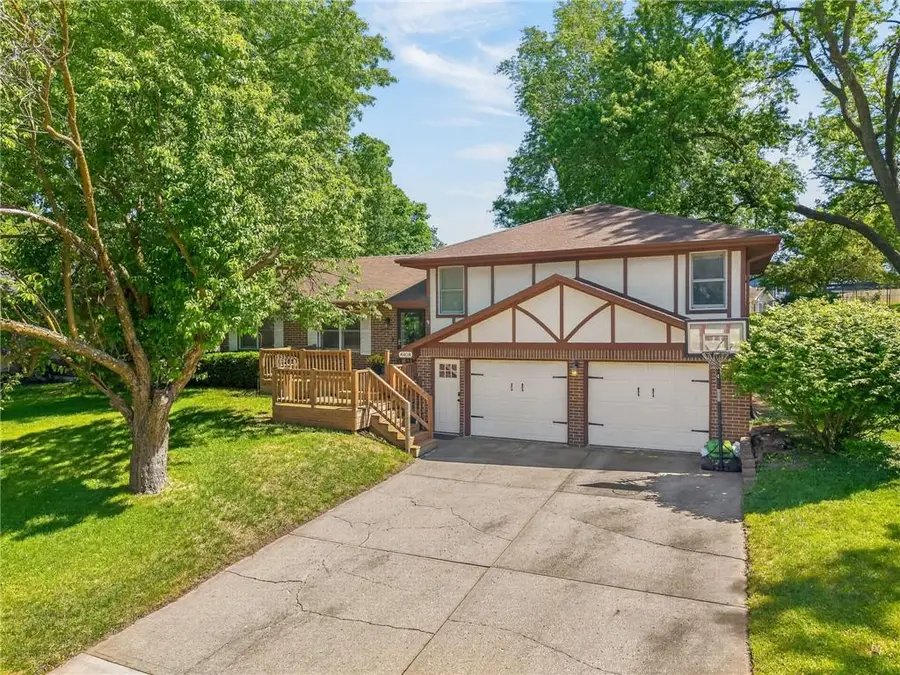 4408 Rainbow Court, Saint Joseph, MO 64506 - #2