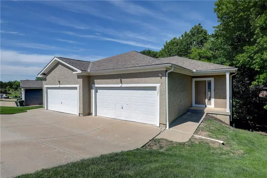 3301-3303 N 103rd Terrace, Kansas City, KS 66109 - #3