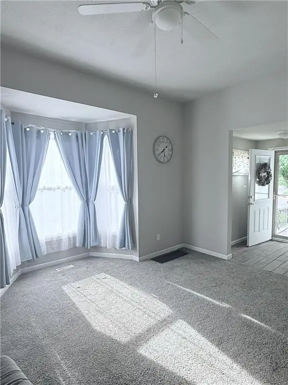 232 Michigan Avenue, Saint Joseph, MO 64504 - #2