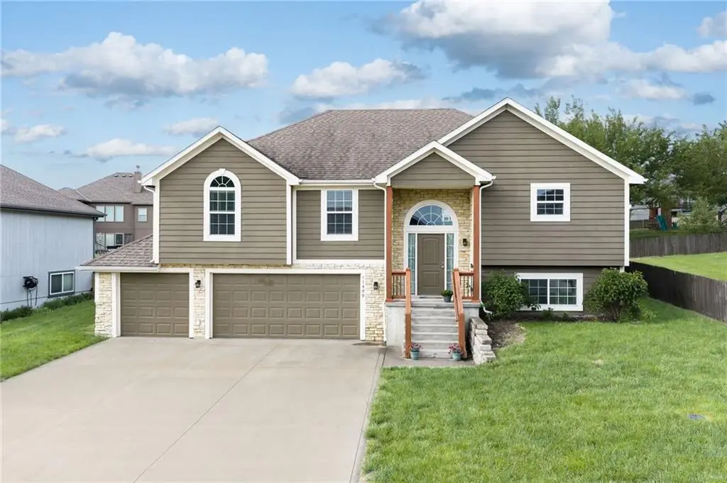 11409 Kimball Avenue, Kansas City, KS 66109 - #1