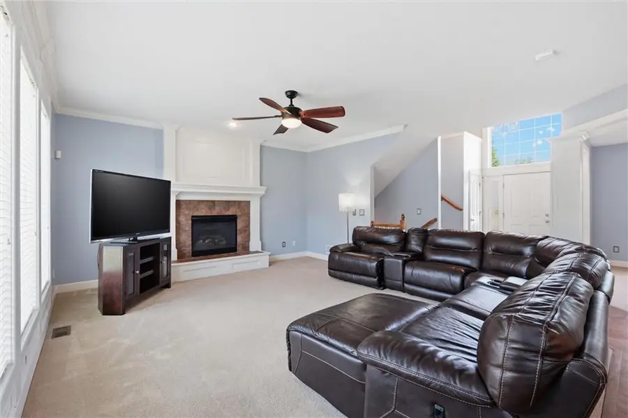21104 W 53rd Terrace, Shawnee, KS 66218 - #3