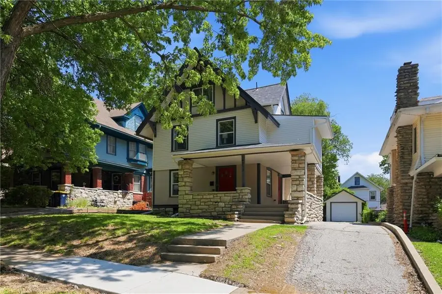 4333 Harrison Street, Kansas City, MO 64110 - #2
