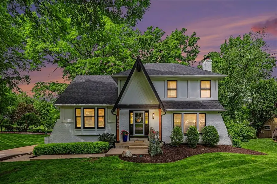 8004 Westgate Drive, Lenexa, KS 66215 - #2